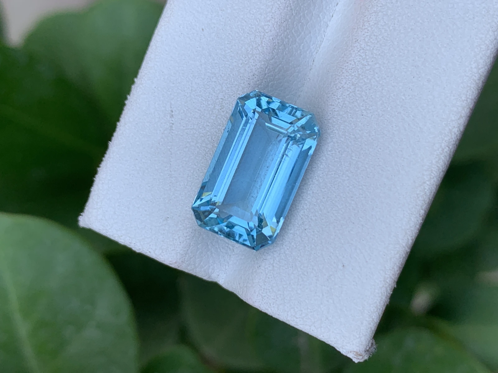 7.42ct Natural Blue Aquamarine Emerald Cut Loose Gemstone — view 3